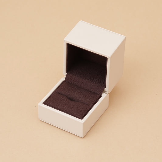 London - Small Ring Box